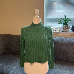 NWT Green Ribbed Women's Cropped Sweater